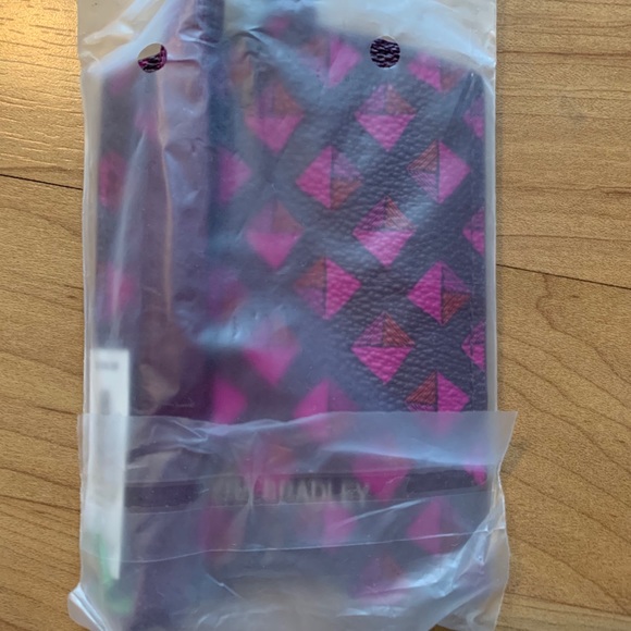 ⭐️ Vera Bradley Plum Studs Luggage Tag ⭐️ - Picture 3 of 3